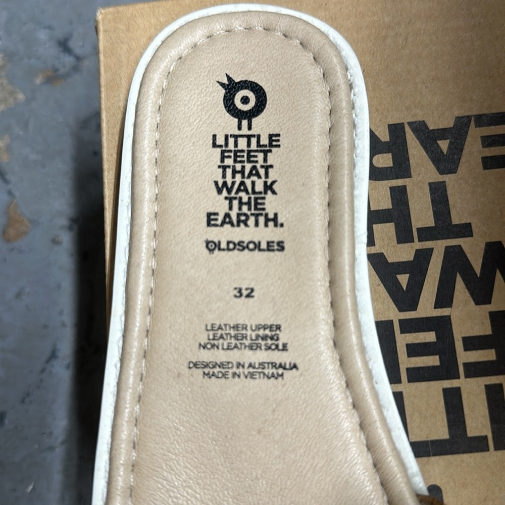 Puff slide gold sandal - Picture 2 of 9